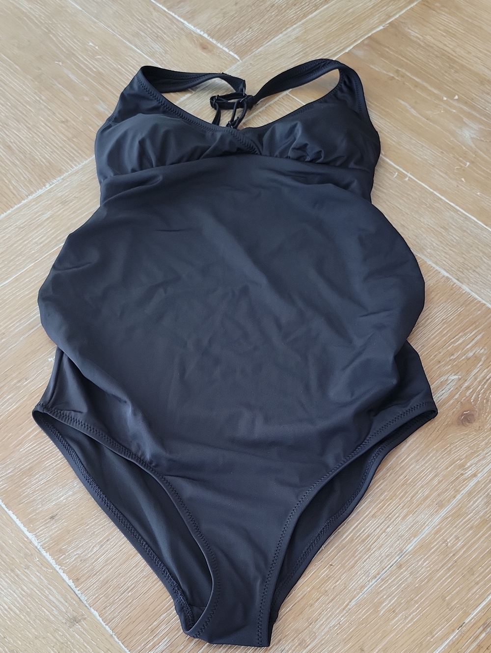 NWOT Amazon Essential Black One Piece Swimsuit V Neck Ruched Full Coverage XS